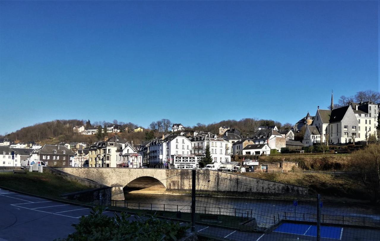 Hébergement de vacances Un Logis Au 13 Faubourg De France à à 50m De La Semois
