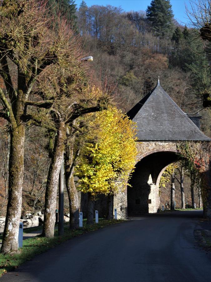 Un Logis Au 13 Faubourg De France à à 50m De La Semois